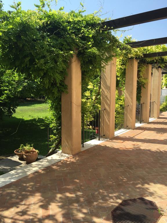 Ca'Bert Villa Dei Glicini Castelnuovo del Garda Kültér fotó