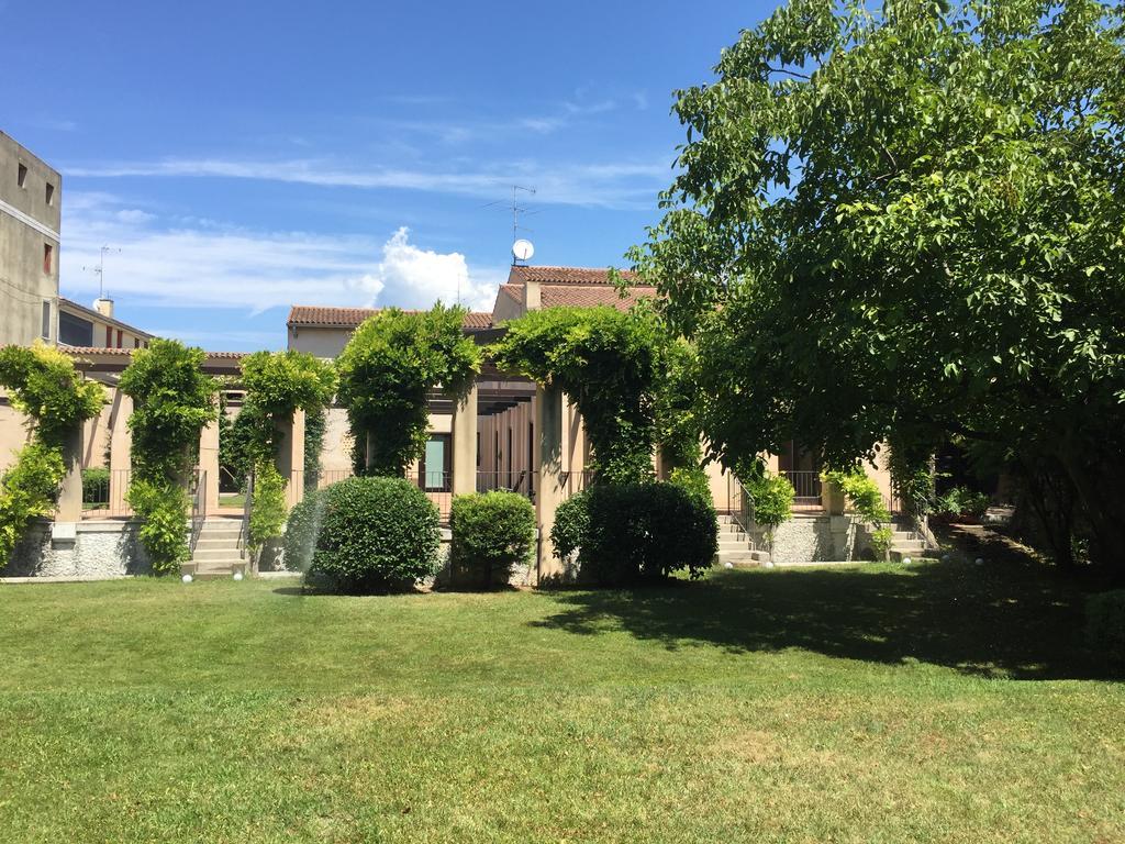 Ca'Bert Villa Dei Glicini Castelnuovo del Garda Kültér fotó